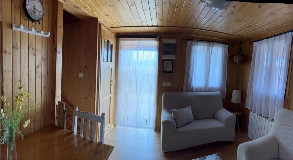 Cabana De Madera Especial Y Acogedora Карденете Экстерьер фото