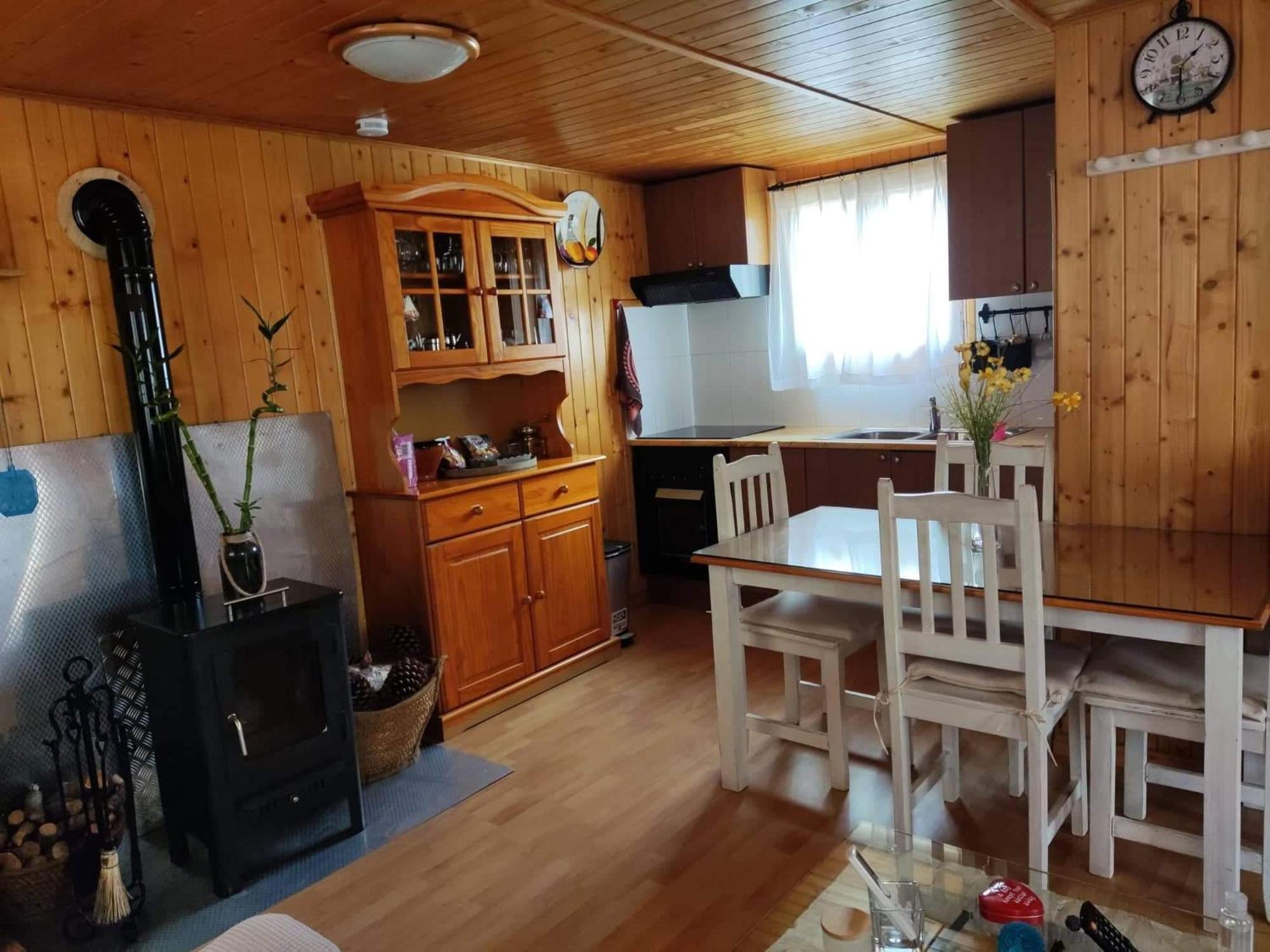 Cabana De Madera Especial Y Acogedora Карденете Номер фото